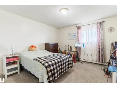 #403 18020 95 AV NW photo 23