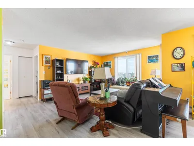#403 18020 95 AV NW photo 7