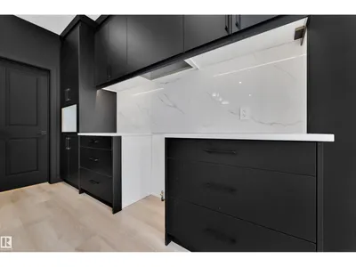 261 Linden LO photo 10