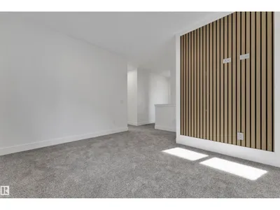 261 Linden LO photo 23