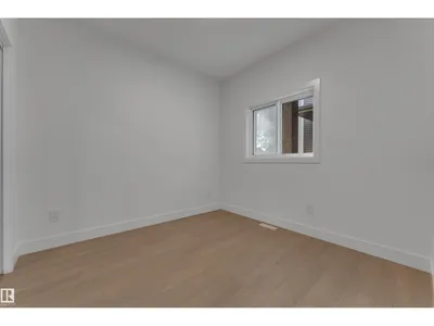 247 Linden LO photo 19