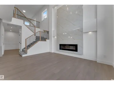 247 Linden LO photo 8