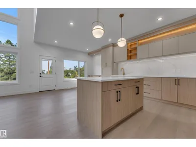 247 Linden LO photo 17