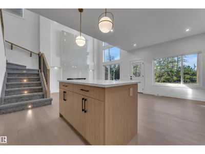 247 Linden LO photo 15