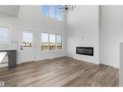 4226 63 ST photo 19