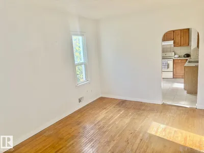 11922 69 ST NW photo 16
