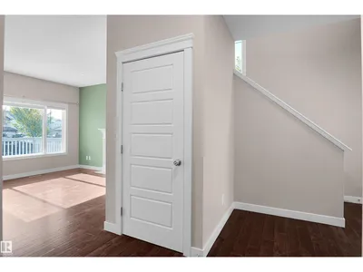 3863 170 AV NW photo 9
