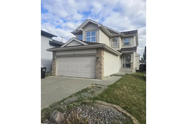 13812 149 AV NW photo 2