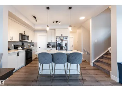 2824 152 AV NW photo 5