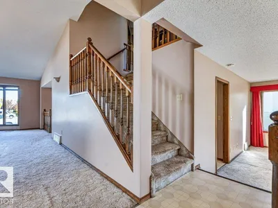 3740 60 ST NW photo 22