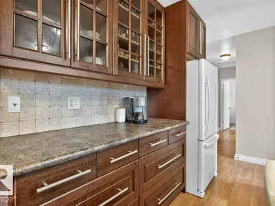5412 90A AV NW photo 14