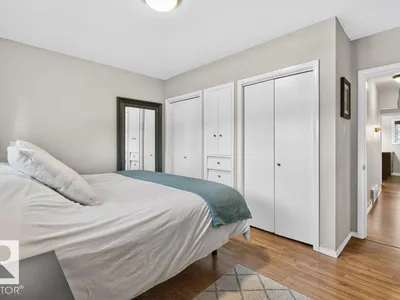5412 90A AV NW photo 20