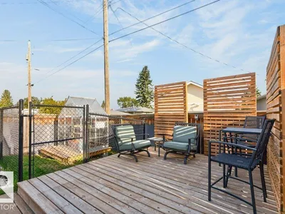 5412 90A AV NW photo 39