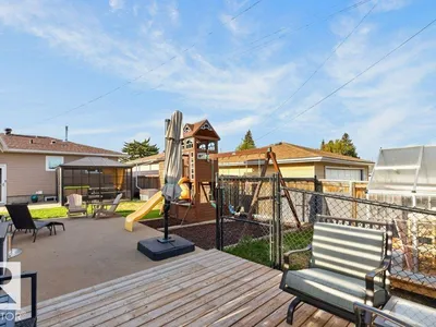 5412 90A AV NW photo 40