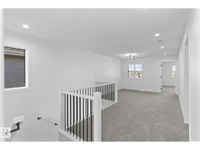 90 Spring LI photo 10