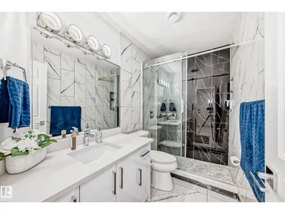 4608 43 AV NW photo 19