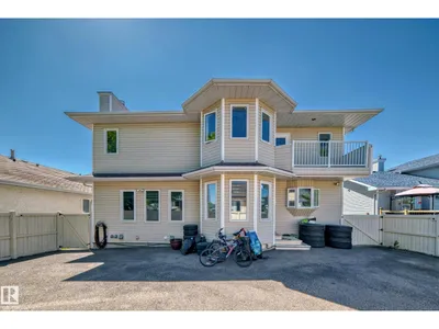 4608 43 AV NW photo 46