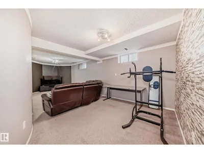 4608 43 AV NW photo 41