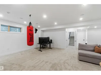 1527 ESAIW PL NW photo 52