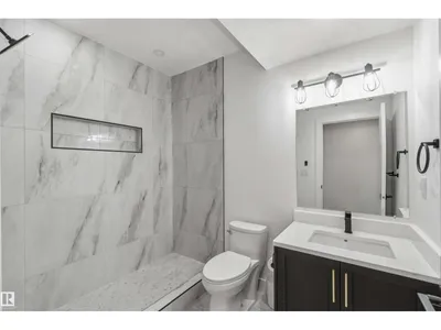 1527 ESAIW PL NW photo 59