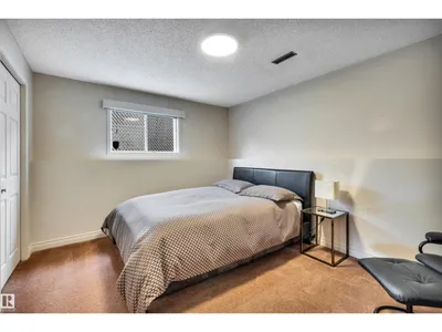 17832 93 ST NW photo 25