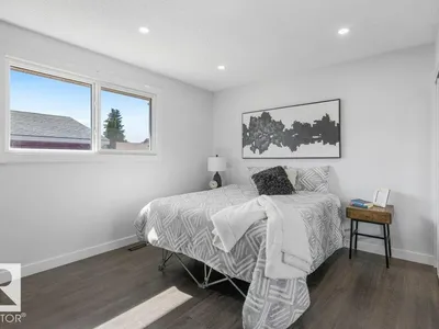 2311 146 AV NW photo 13