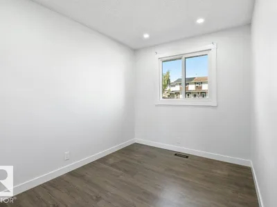2311 146 AV NW photo 21