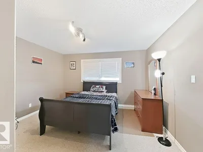 1823 45 ST NW photo 37