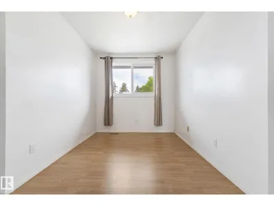 3122 142 AV NW photo 19