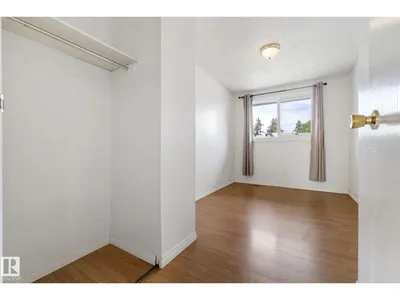 3122 142 AV NW photo 22