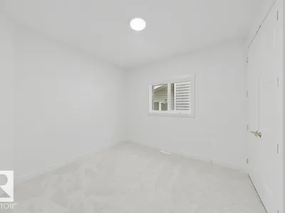9216 91 ST NW photo 26