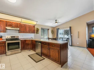 247 HOOPER CR NW photo 13