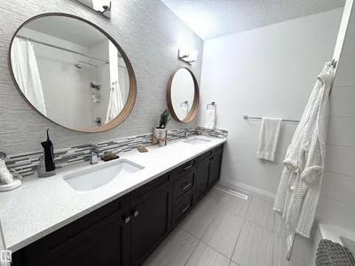 7004 97 ST NW photo 19