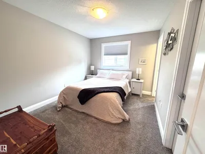 7004 97 ST NW photo 23