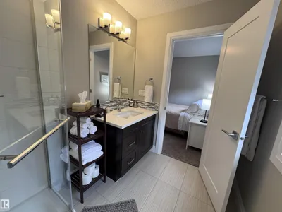 7004 97 ST NW photo 27