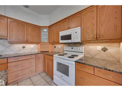 #416 1406 HODGSON WY NW photo 12