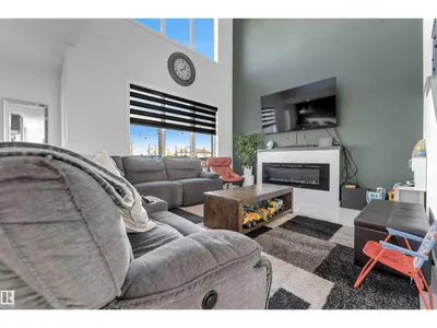 1634 16A ST NW photo 19
