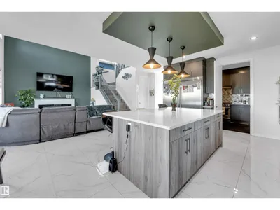 1634 16A ST NW photo 24