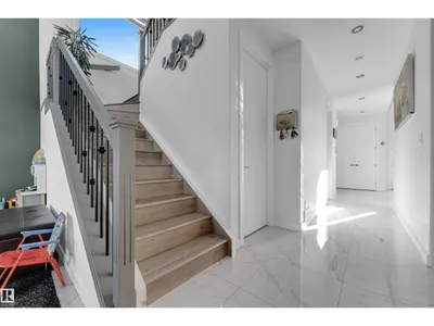 1634 16A ST NW photo 29