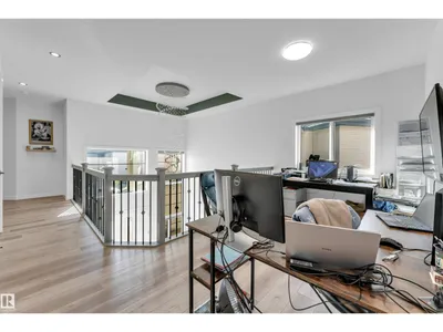 1634 16A ST NW photo 31
