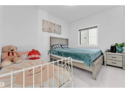 1634 16A ST NW photo 34