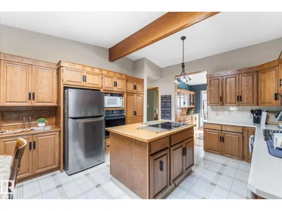 9504 139 AV NW photo 15