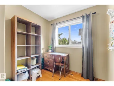 9504 139 AV NW photo 32