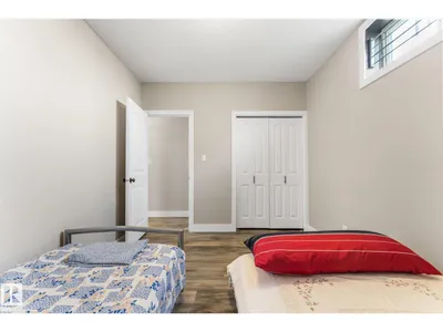 9504 139 AV NW photo 51