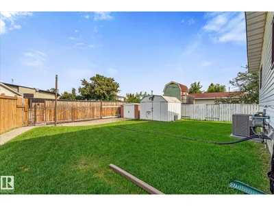 9504 139 AV NW photo 62