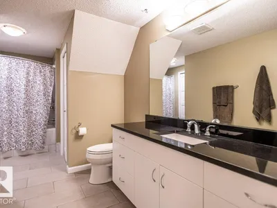 14514 101 AV NW photo 25