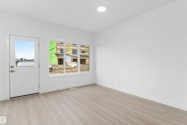 115 SERENO LN photo 2