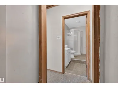 11015 87 AV NW photo 16
