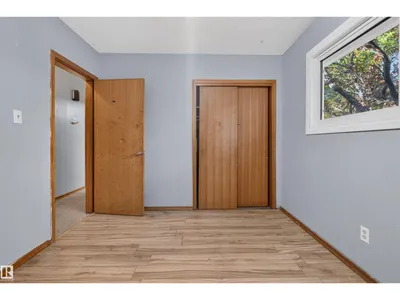 11015 87 AV NW photo 10