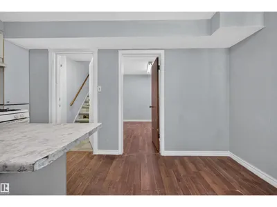 11015 87 AV NW photo 26